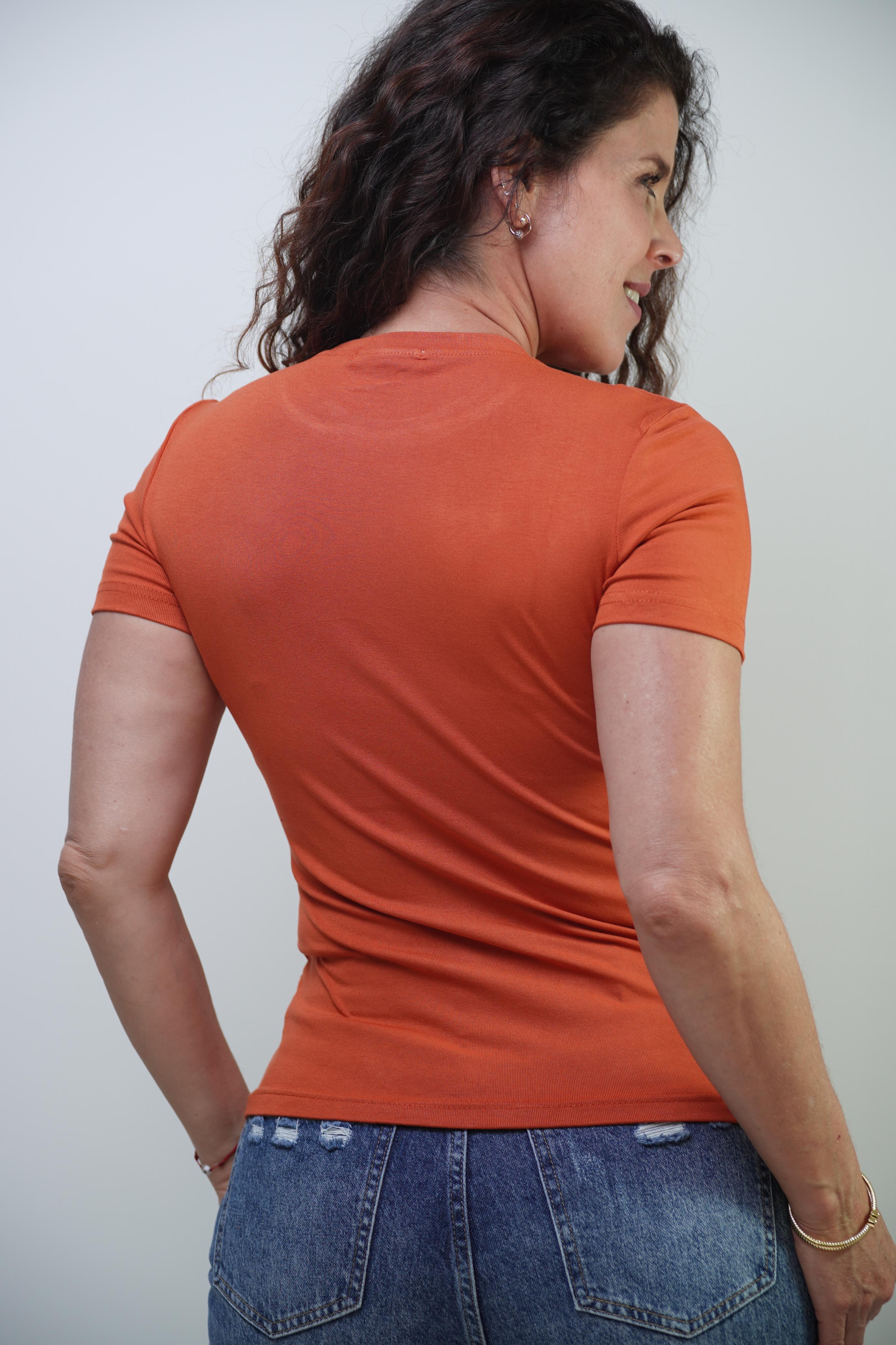 T-SHIRT REBECA