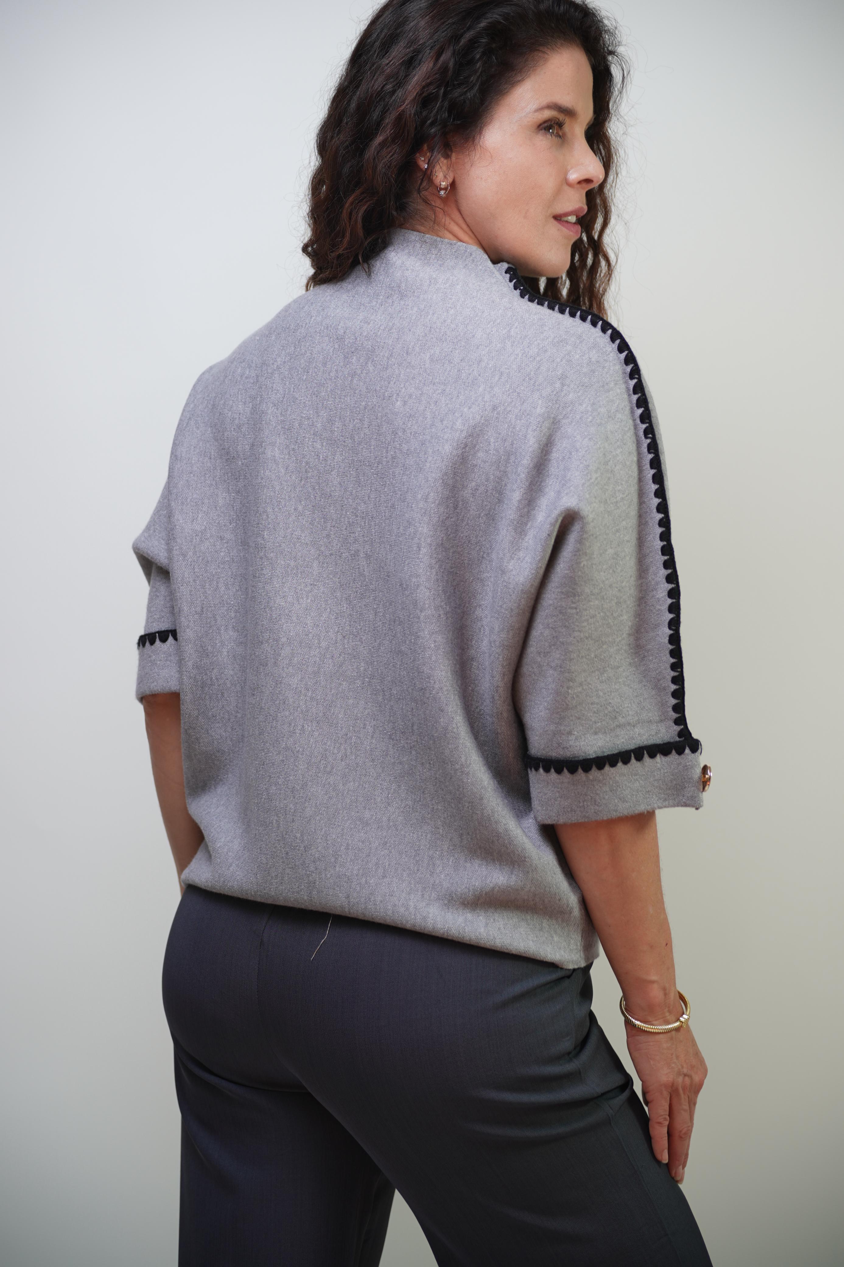 SWEATER YULIANA