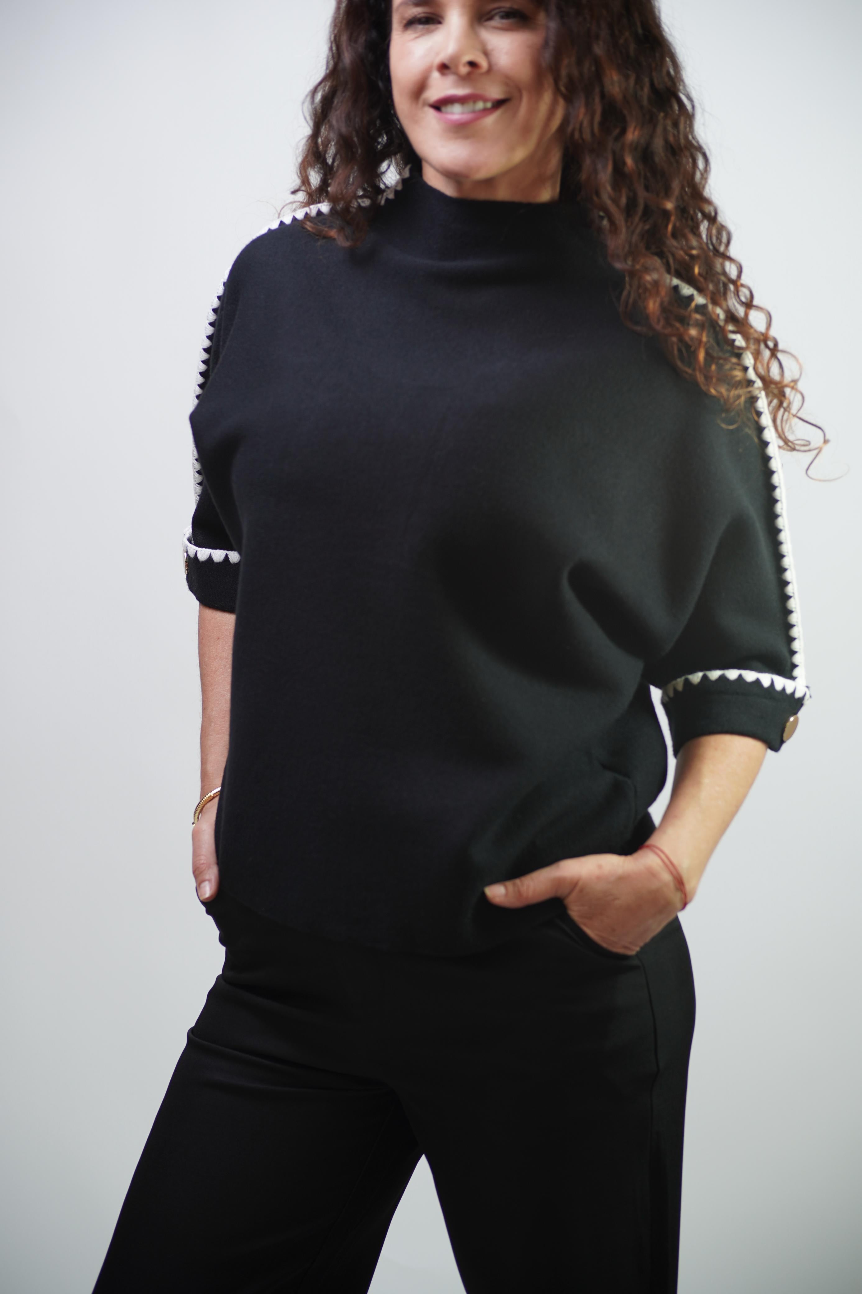 SWEATER YULIANA