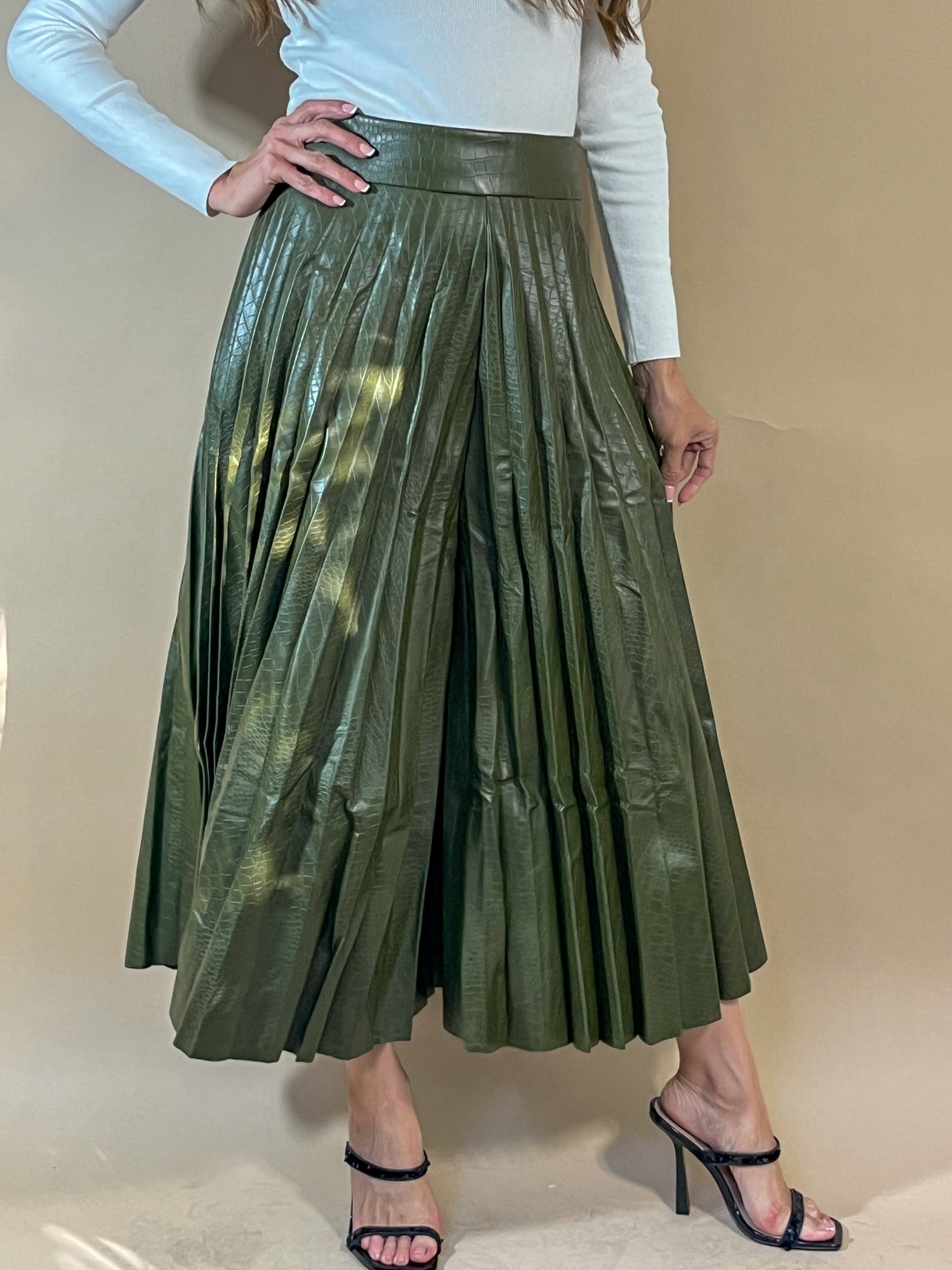 PANTALÓN PLISADO SNAKE LAYLA